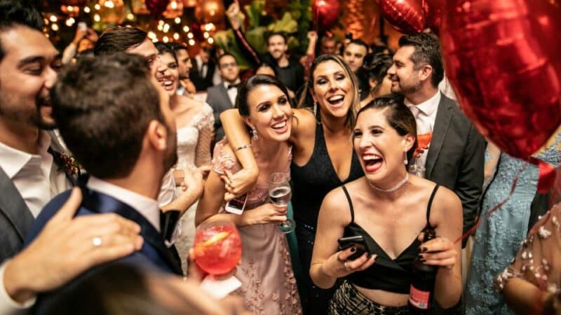 אומרים ביי לרבנים: X יתרונות של חתונה אזרחית